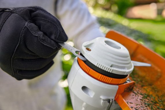 FSA 30 Trimmer cu acumulator - Sistem AS fără acumulator și încărcător
